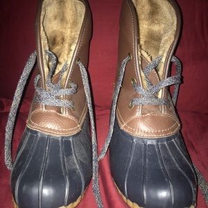 navy/brown duck boots. size 9